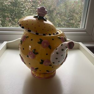 Mary Engelbreit yellow teapot with lid